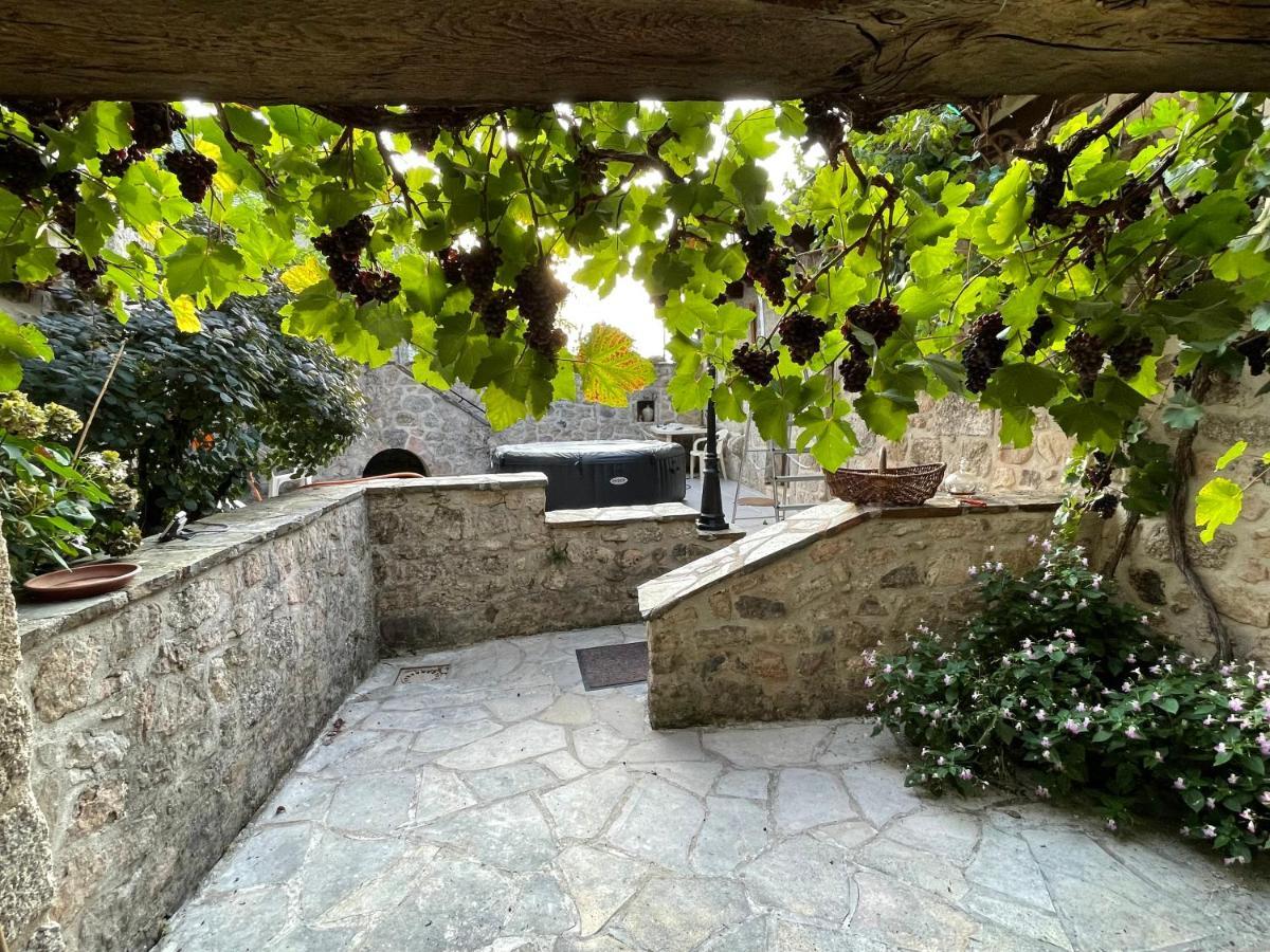 La Maison De Mon Pere Le Nayrac Exterior photo